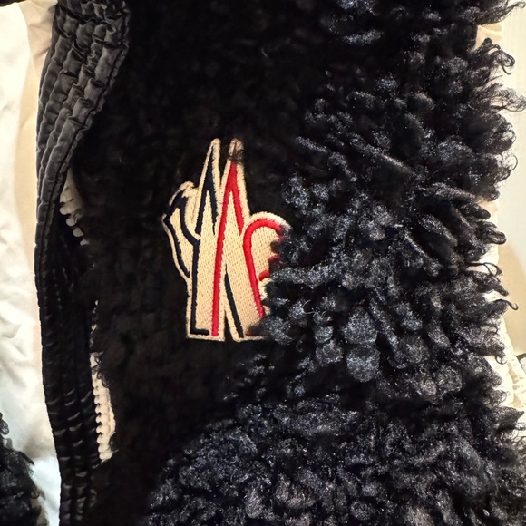 Moncler Grenoble Teddy Padded Vest Black Fleece Hooded Vest with Logo XS - Picture 6 of 13